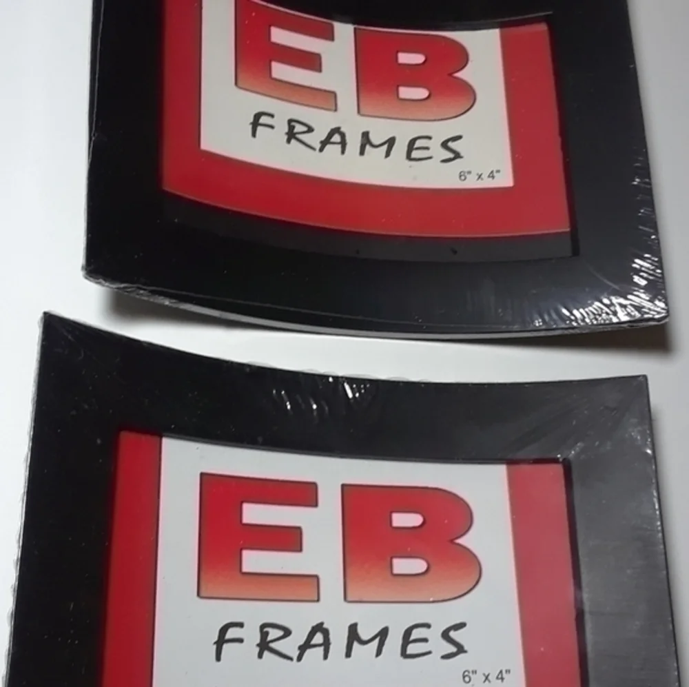 Vintage EB Frames Curved Square 6 X 4 Frames Set